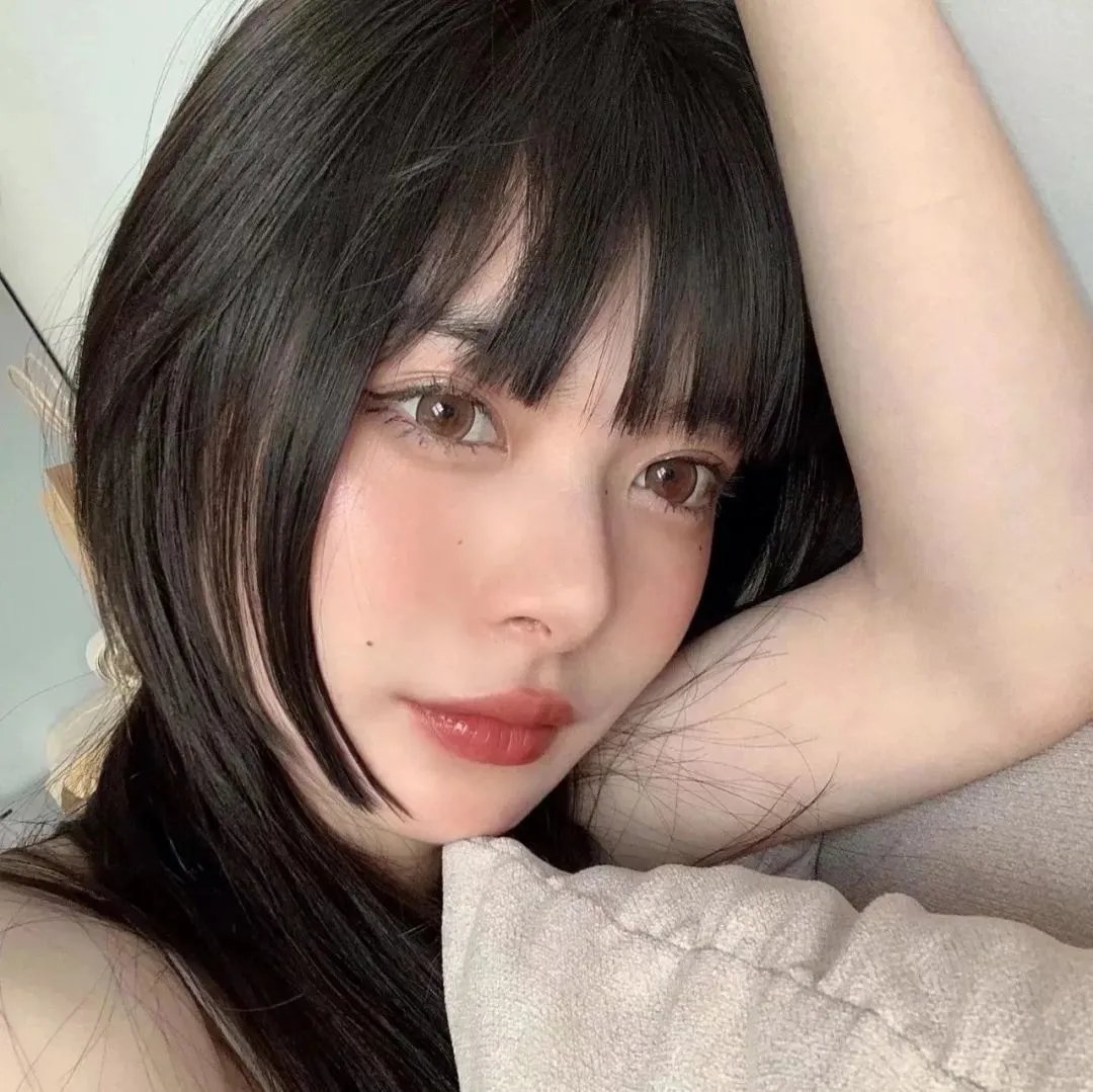 靓仔斗大鳄